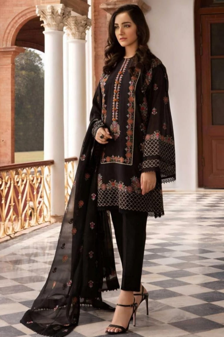 SP-465 Lawn Unstitched Embroidered 3pc Suit With Bamber Chiffon Embroidered Dupatta