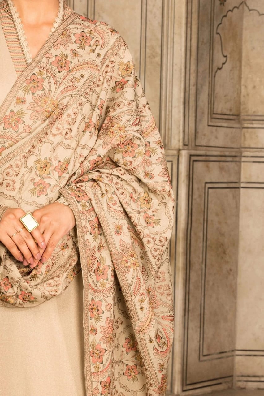 SP-800 Unstitched Heavy Embroidered Dhanak Suit Embroidered Dhanak Shawl - Shaa Posh