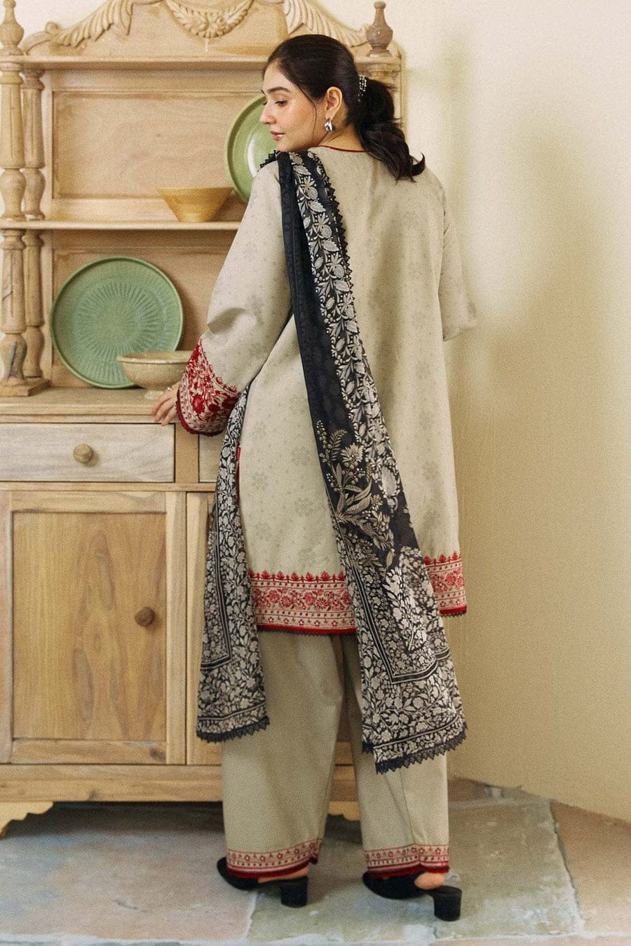 SP-57 Unstitched Fully Embroided Dhanak Suit With Wool Shawl - Shaa Posh