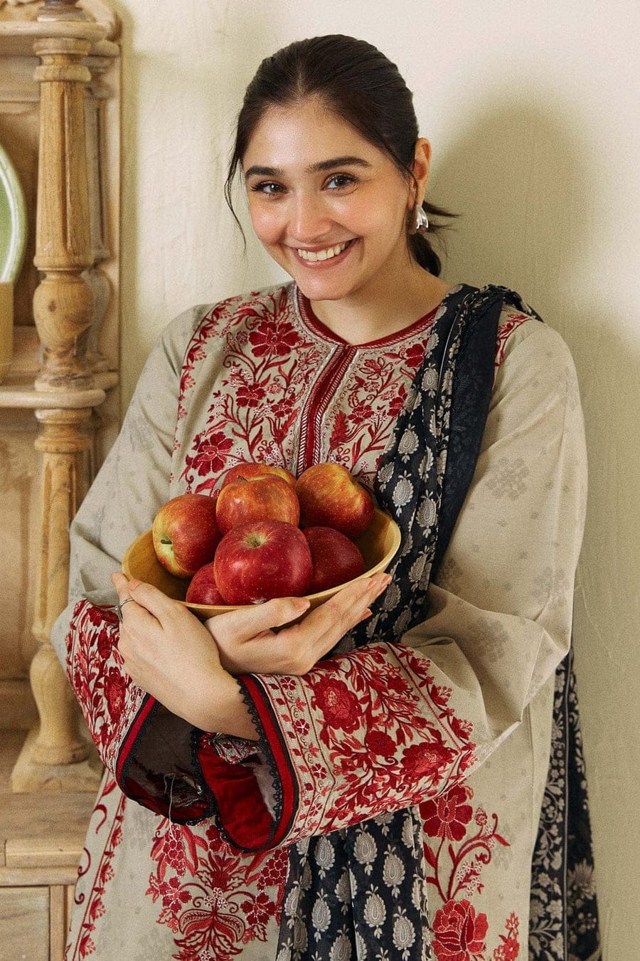 SP-57 Unstitched Fully Embroided Dhanak Suit With Wool Shawl - Shaa Posh