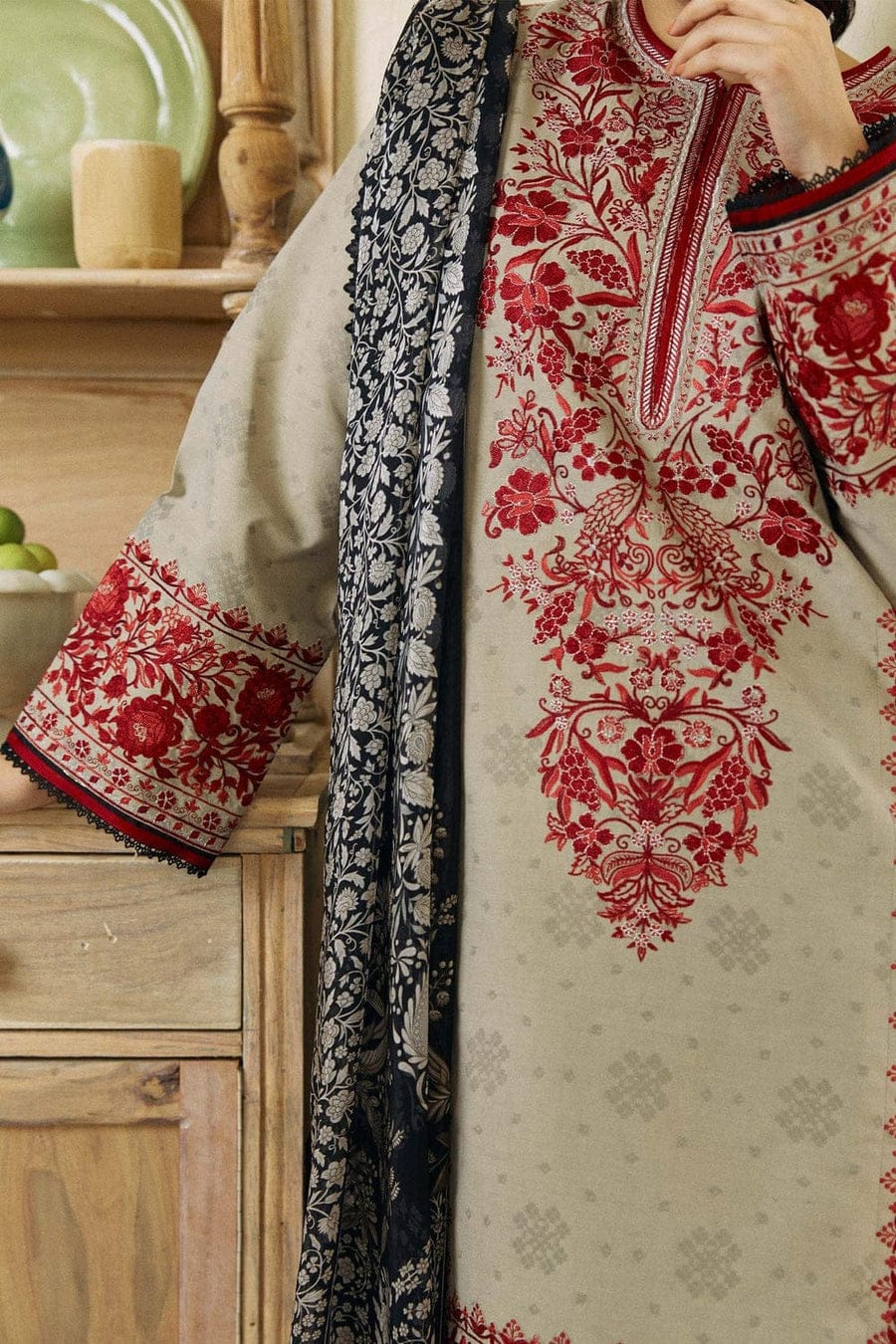SP-57 Unstitched Fully Embroided Dhanak Suit With Wool Shawl - Shaa Posh