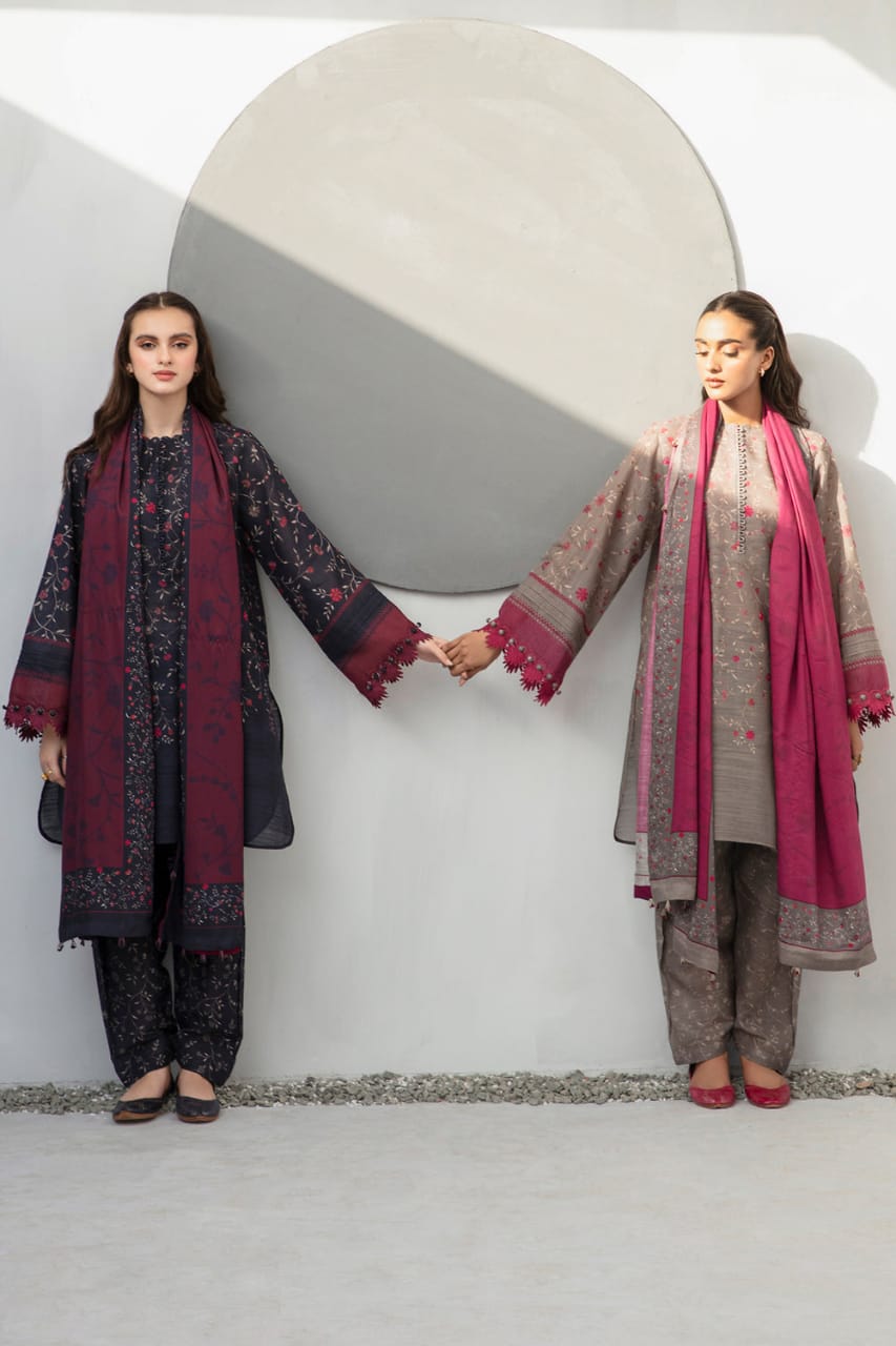 SP-BQ405 Digital Printed Khaddar 3Pc Suit With Digital Printed Khaddar Dupatta - Shaa Posh
