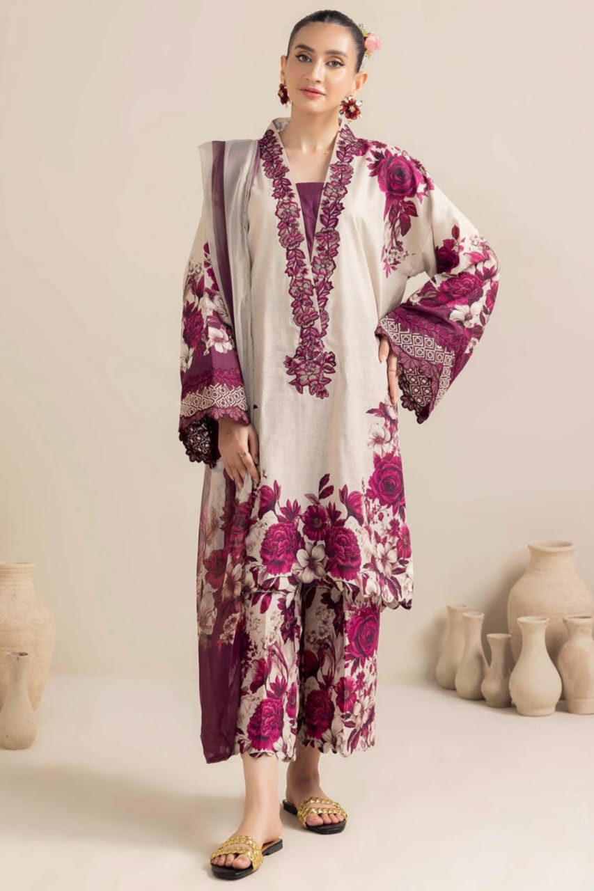 SP-AD476 Unstitched Digital Printed Khaddar Suit 3pc With Digital Printed Khaddar Dupatta - Shaa Posh