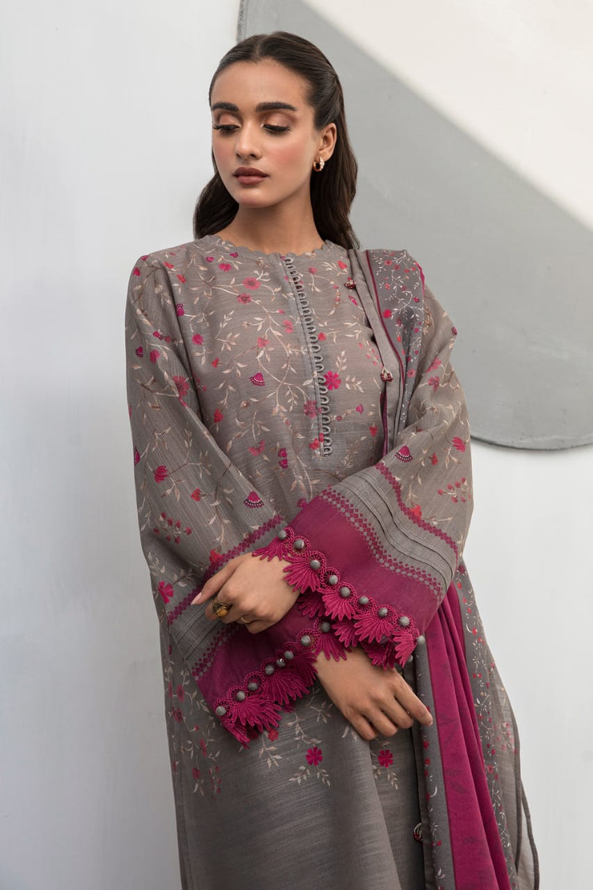 SP-BQ405 Digital Printed Khaddar 3Pc Suit With Digital Printed Khaddar Dupatta - Shaa Posh