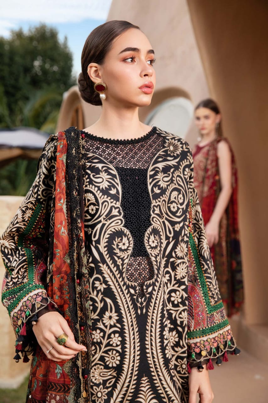 SP-MB466 Unstitched Digital Printed Lawn Suit 3pc With Voil Lawn Digital Printed Dupatta & Embroidered Patches - Shaa Posh