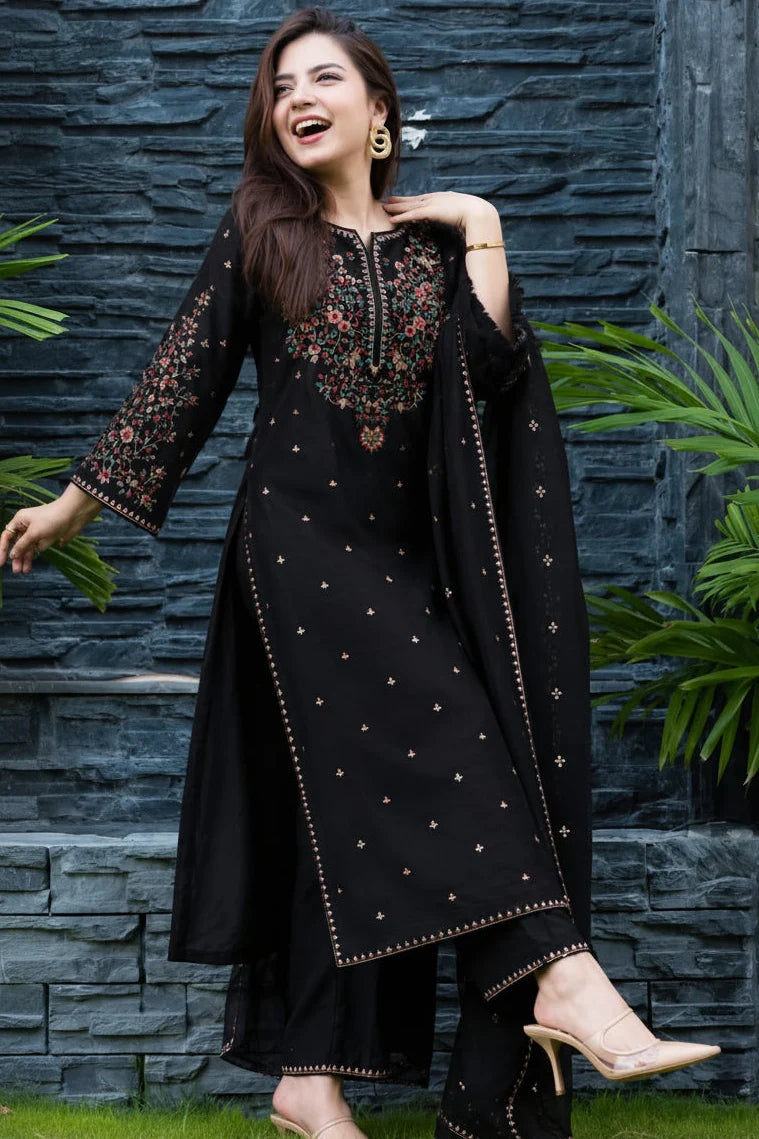 SP-D2800 (8.2 Meters) Unstitched Fully Embroidered Dhanak Suit With Embroidered Dhanak Shawl