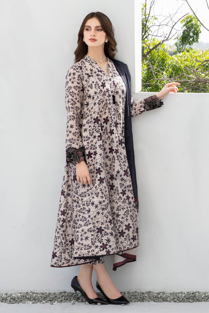 SP-BQ410 Digital Printed Khaddar 3Pc Suit With Digital Printed Khaddar Dupatta - Shaa Posh