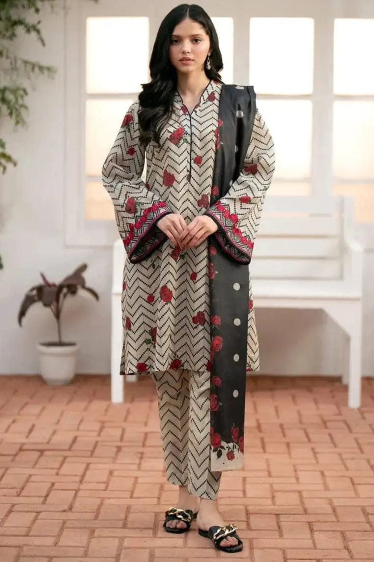 SP-BK178 Khaddar 3pc Digital Printed Suit With Digital Printed Khaddar Dupatta - Shaa Posh