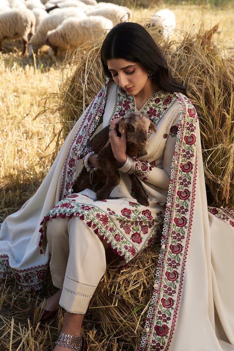SP-AJ630 Unstitched Heavy Embroidered Dhanak Suit With Embroidered Dhanak Shawl - Shaa Posh