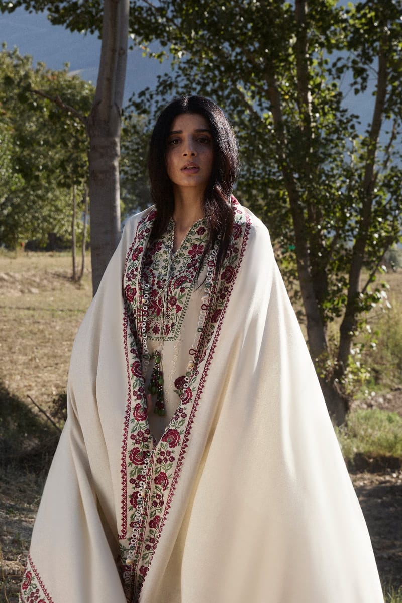 SP-AJ630 Unstitched Heavy Embroidered Dhanak Suit With Embroidered Dhanak Shawl - Shaa Posh
