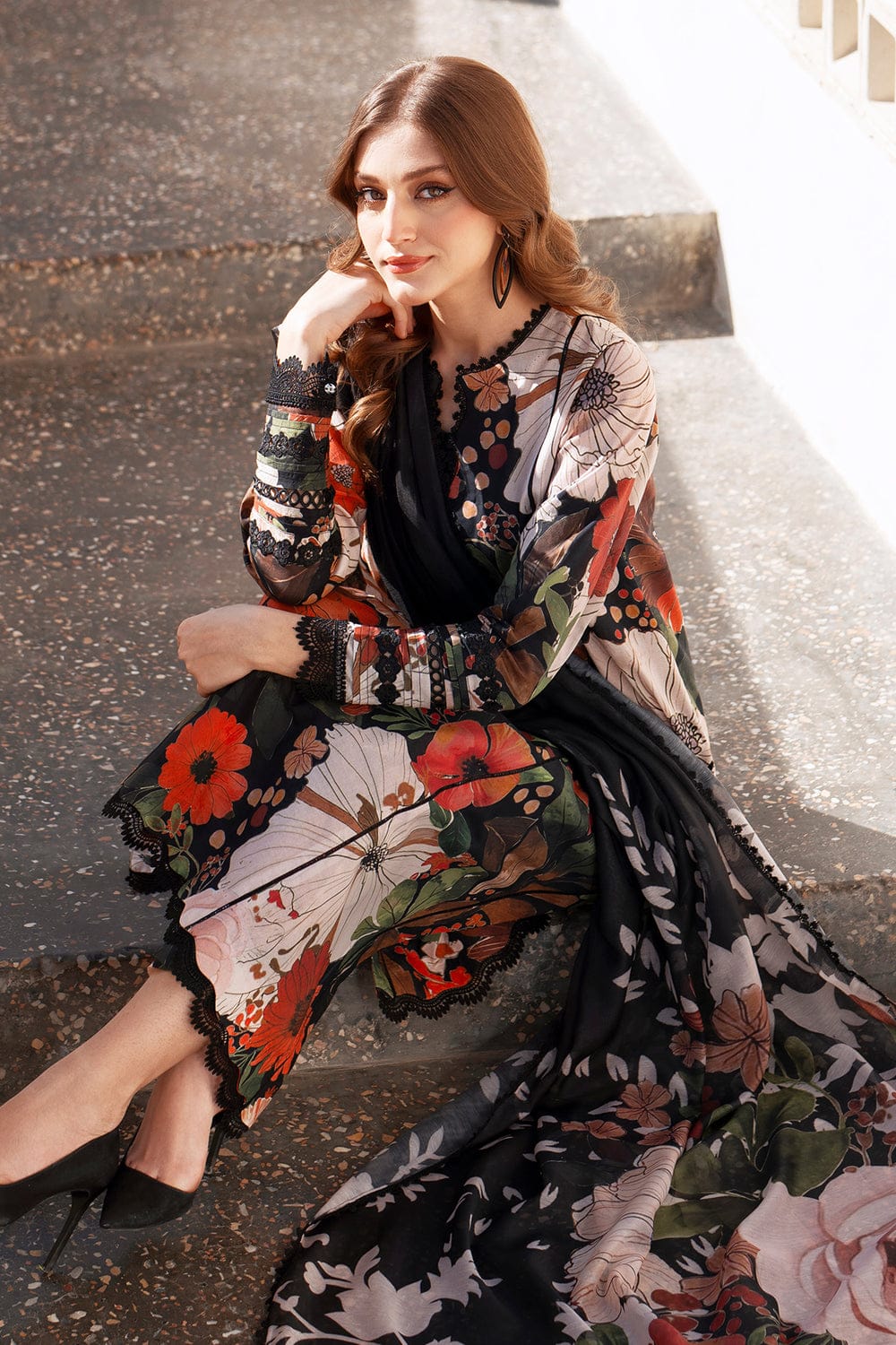 SP-BQ35 Digital Printed Khaddar Suit 3pc with Khaddar Digital Printed Dupatta & Embroidered Patches - Shaa Posh