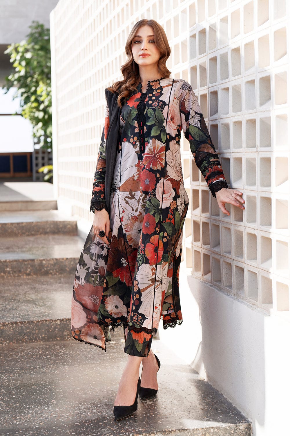 SP-BQ35 Digital Printed Khaddar Suit 3pc with Khaddar Digital Printed Dupatta & Embroidered Patches - Shaa Posh