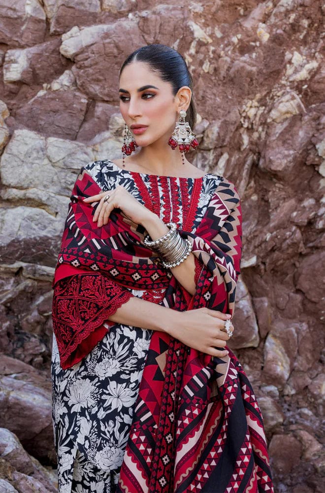 SP-MB34 Khaddar 3pc Digital Printed Suit With Digital Printed Khaddar Dupatta & Embroidered Patches - Shaa Posh