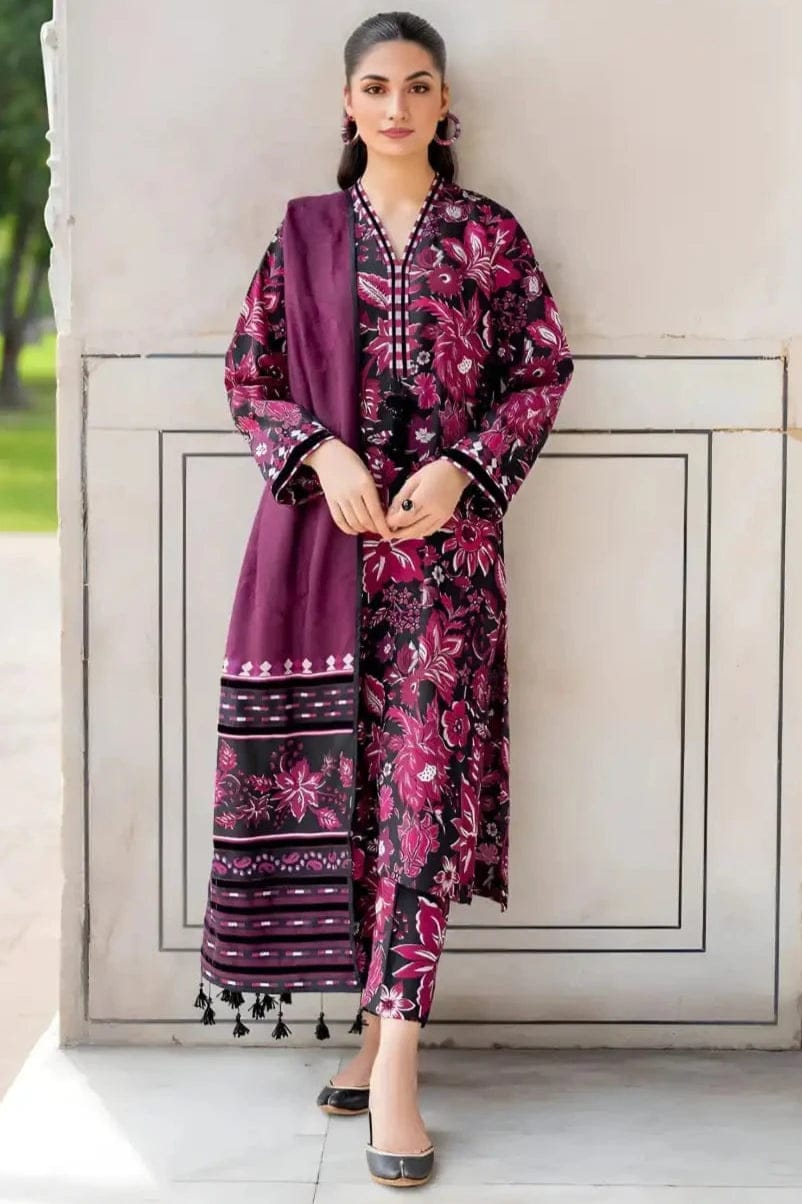 SP-BK187 Khaddar 3pc Digital Printed Suit With Digital Printed Khaddar Dupatta - Shaa Posh