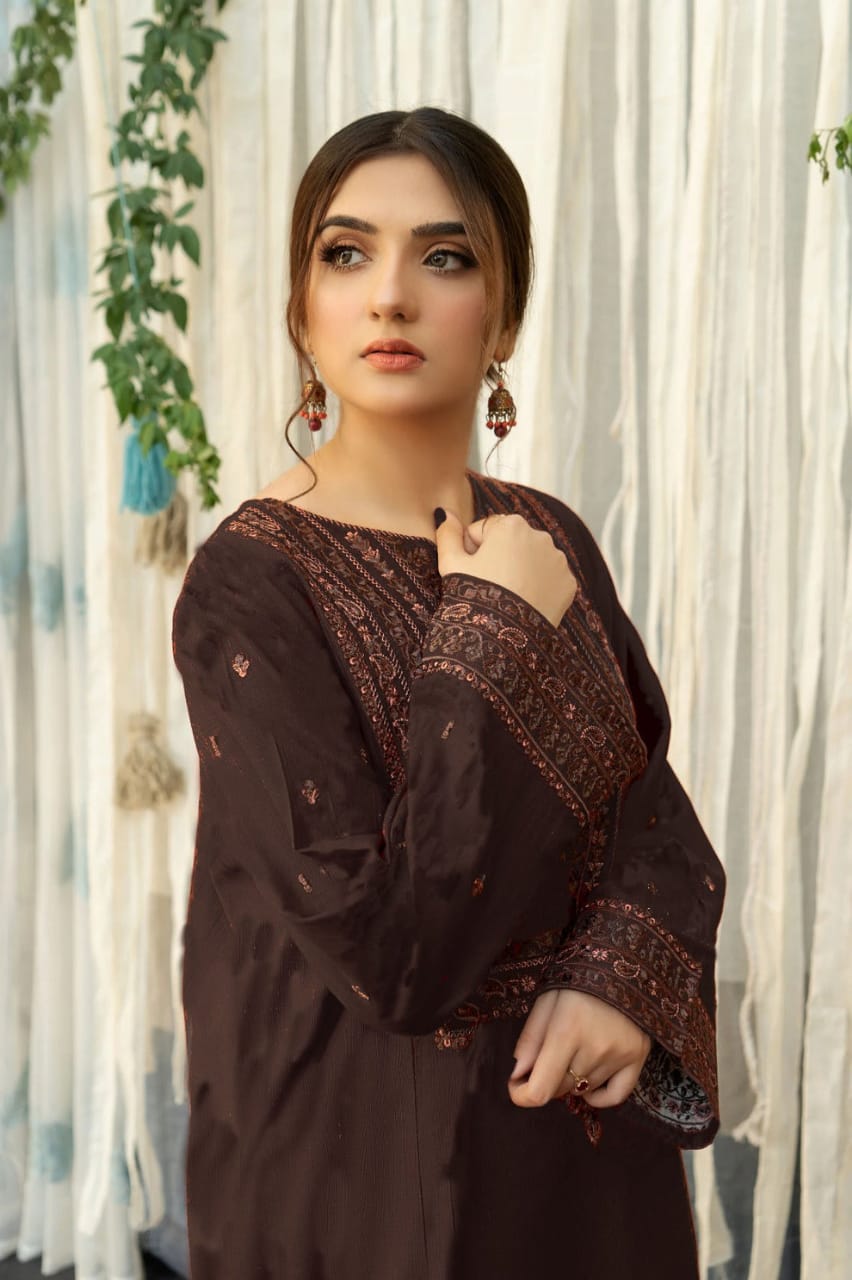 SP-845(B) Dhanak Embroidered Suit With Digital Printed Wool Shawl - Shaa Posh