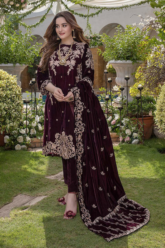 SP-1004 Sequence Embroidered Micro 9000 Gram Velvet 3Pc With Velvet Embroidered Shawl - Shaa Posh