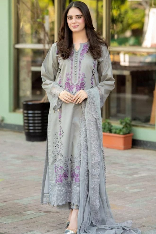 SP-842 Chikenkari Embroidered Lawn Suit 3pc With Embroidered Bamber Chiffon Dupatta - Shaa Posh
