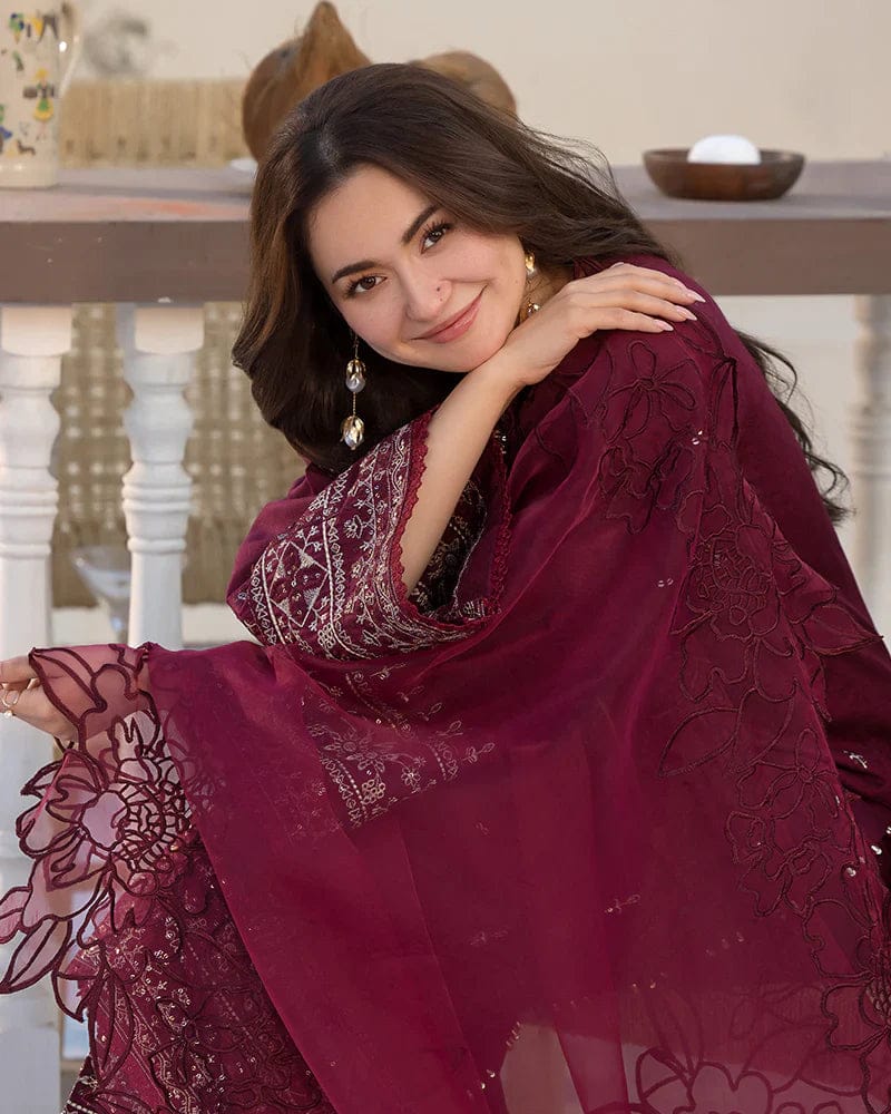SP-2685 Lawn Unstitched Embroidered 3pc Suit With Organza Embroidered Cutwork Dupatta - Shaa Posh