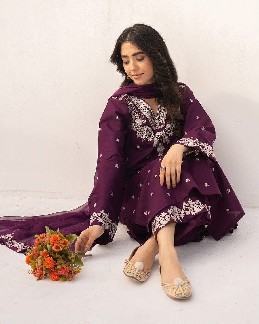 SP-PZ97333 Unstitched Embroidered Lawn Suit 3pc With Bamber Chiffon Embroidered Dupatta - Shaa Posh