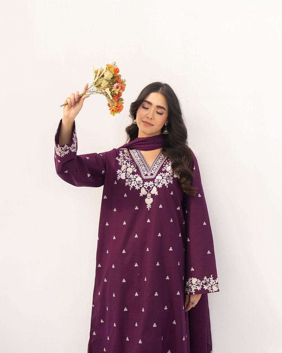 SP-PZ97333 Unstitched Embroidered Lawn Suit 3pc With Bamber Chiffon Embroidered Dupatta - Shaa Posh