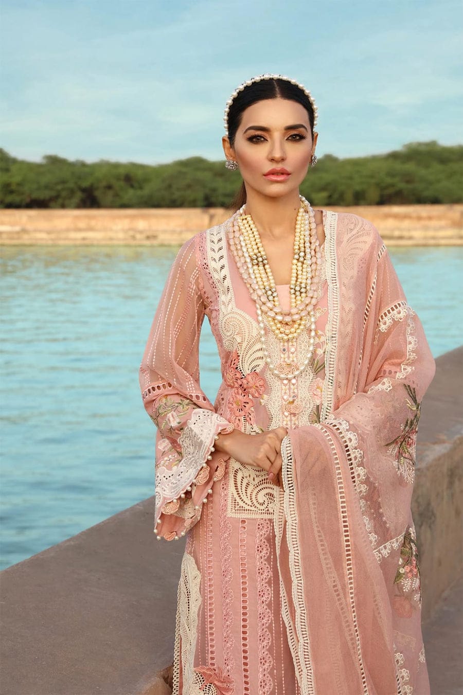 SP-28 Lawn Unstitched Embroidered 3pc Suit With Organza Embridered Dupatta - Shaa Posh