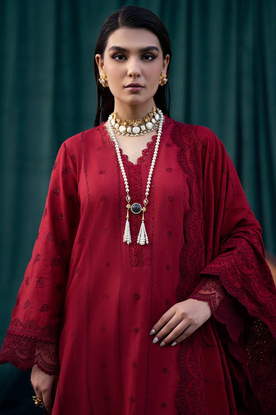 SP-MO24 Chikenkari Embroidered Lawn 3Pc Suit With Lawn Embroidered Dupatta - Shaa Posh