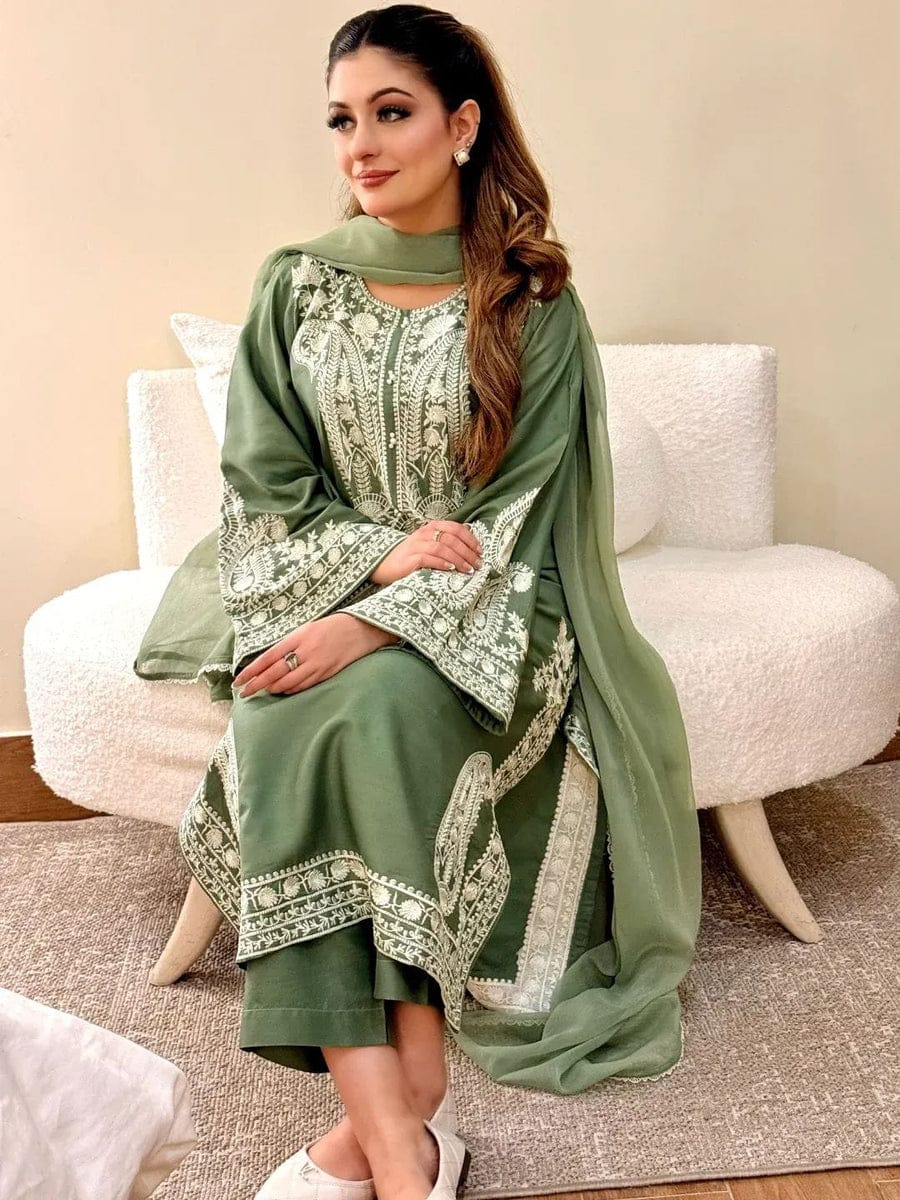 Shaa Posh SP-MR2740 unstitched lawn suit with embroidered details and a bamber chiffon dupatta displayed elegantly.