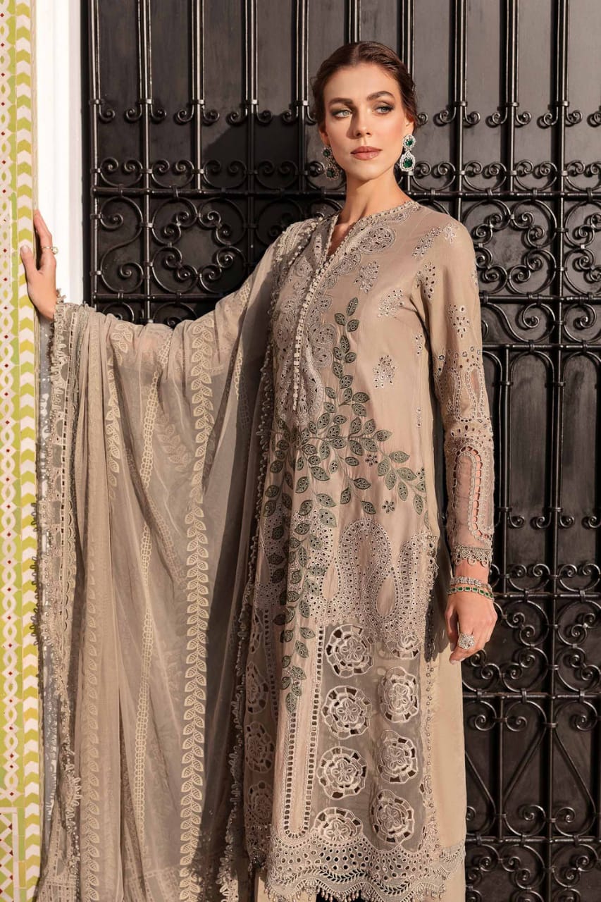 Shaa Posh unstitched 3pc Chiken Kari lawn suit with embroidered organza dupatta displayed elegantly.