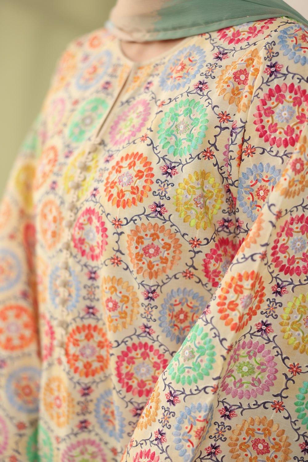 Unstitched digital lawn 3-piece suit by Shaa Posh featuring intricate digital print fabric and a crinkle dupatta.
