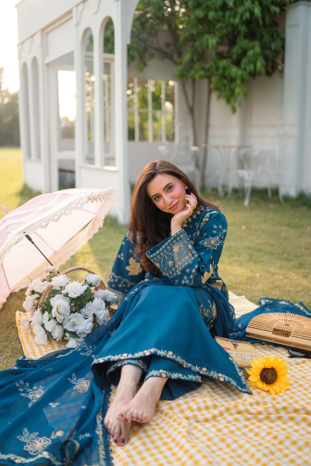 SP-400 Unstitched Fully Embroidered Lawn Suit With Embroidered Bamber Chiffon Dupatta