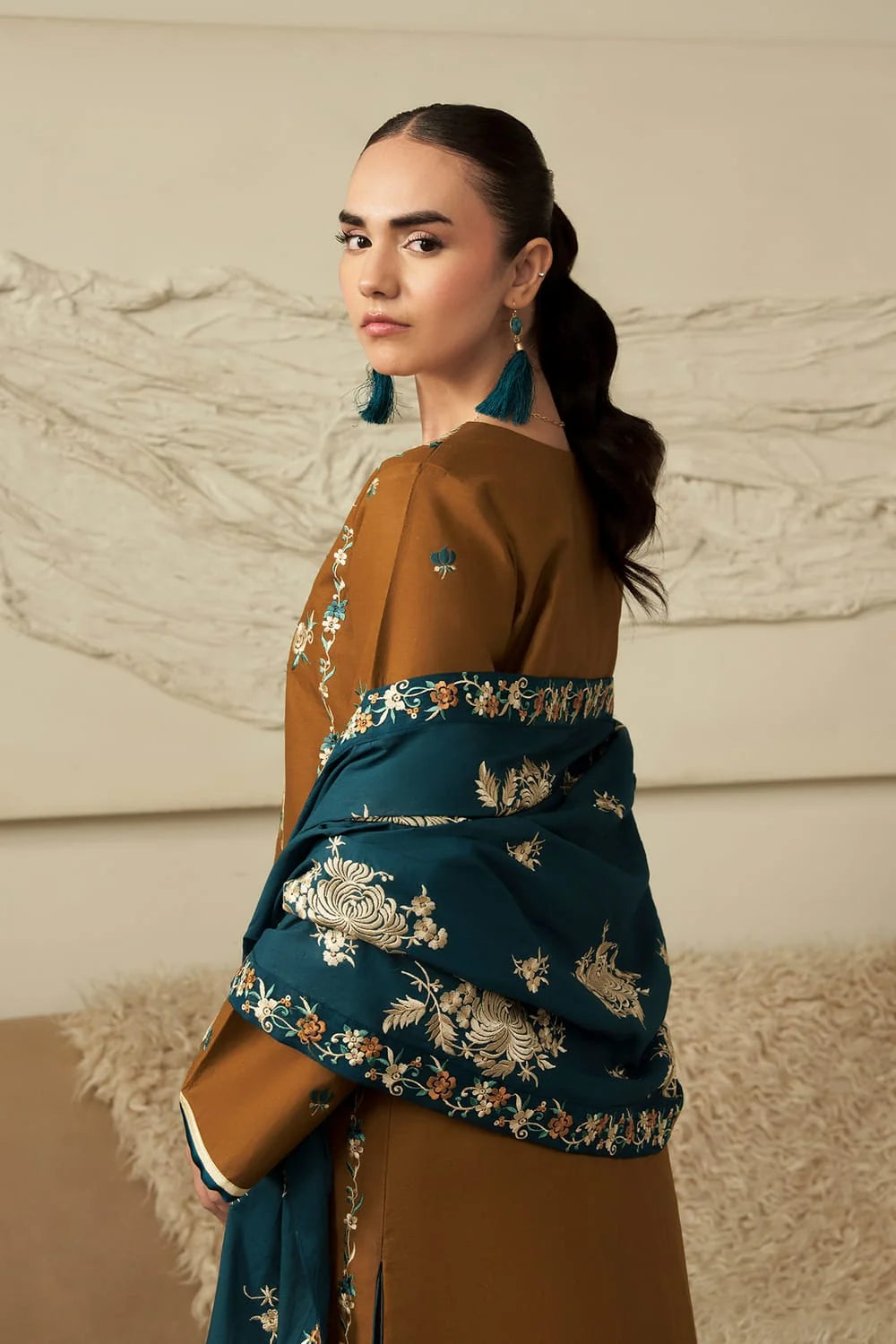 SP-RB250 Highly Recommended (8.2 meters) Unstitched Fully Embroidered Dhanak Suit With 4 Sided Embroidered Dhanak Shawl