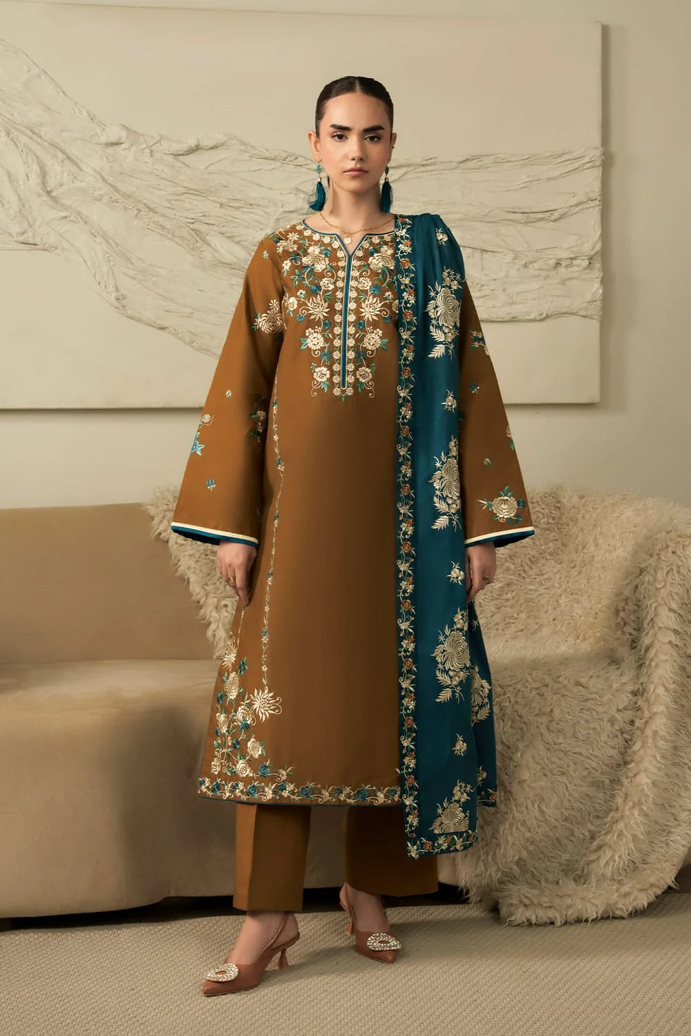SP-RB250 Highly Recommended (8.2 meters) Unstitched Fully Embroidered Dhanak Suit With 4 Sided Embroidered Dhanak Shawl