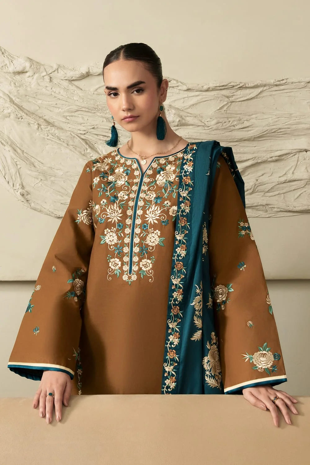 SP-RB250 Highly Recommended (8.2 meters) Unstitched Fully Embroidered Dhanak Suit With 4 Sided Embroidered Dhanak Shawl