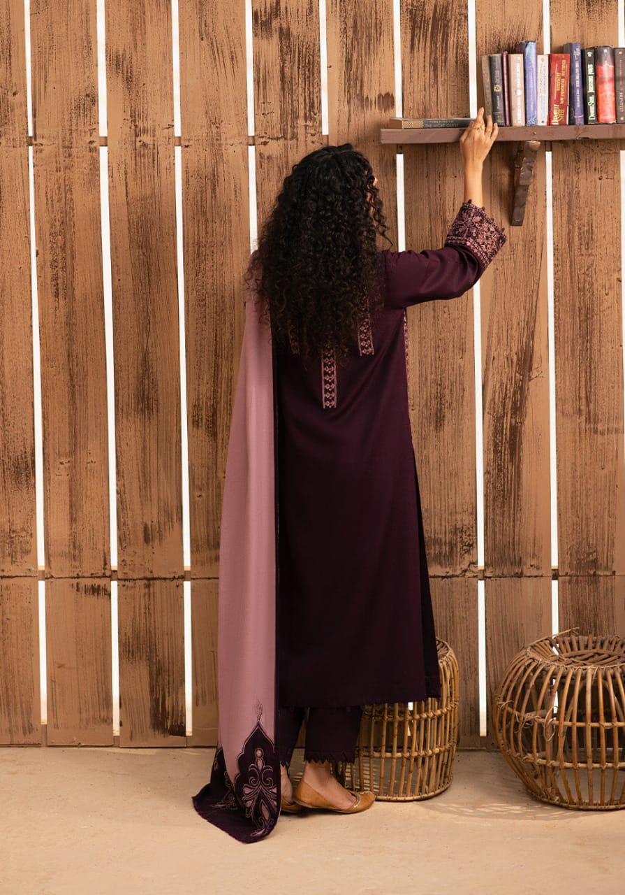 SP-RP605 Unstitched Embroidered Dhanak Suit With Embroidered Dhanak Shawl - Shaa Posh